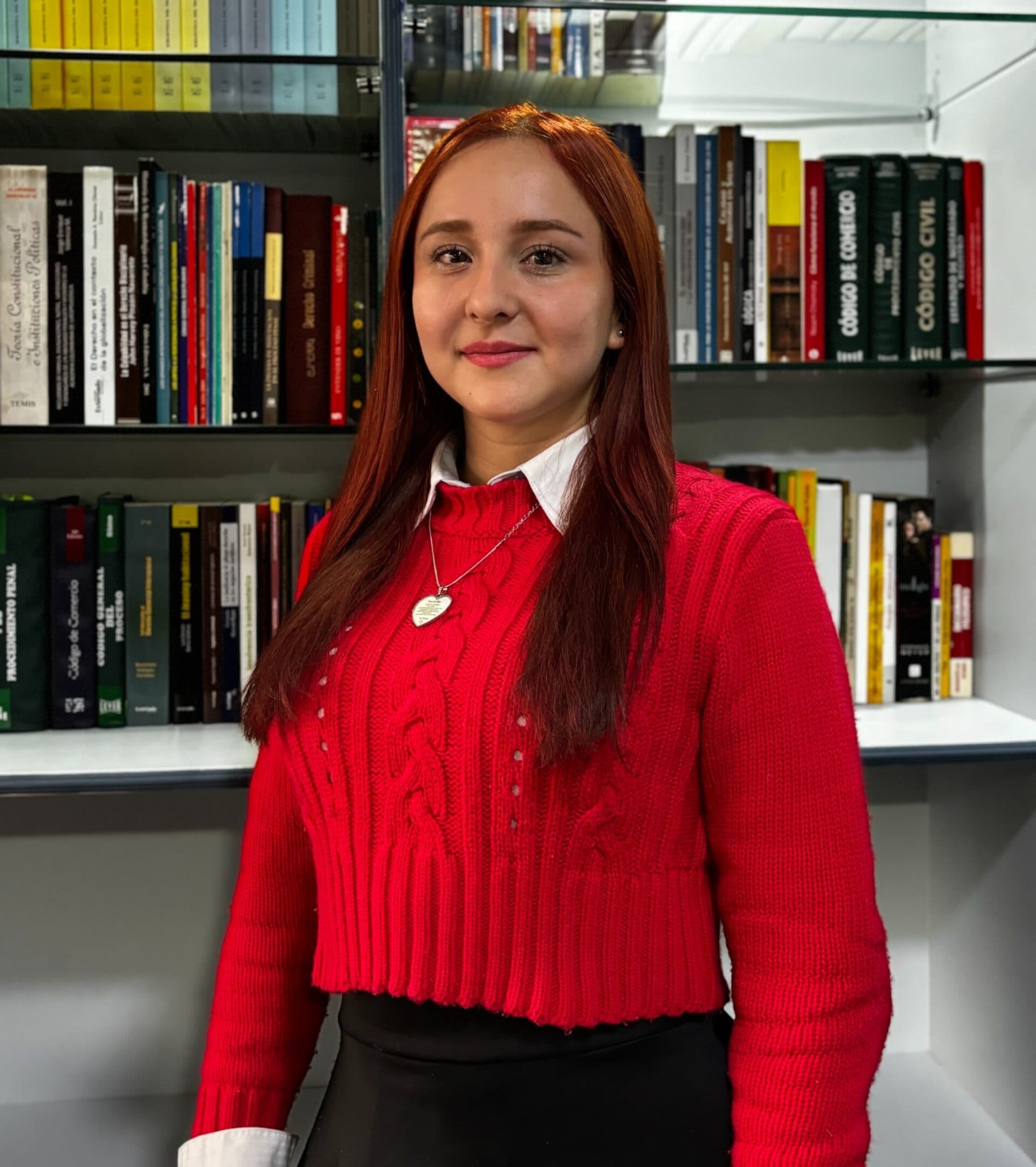 Lina Sevilla, Abogada Asociada